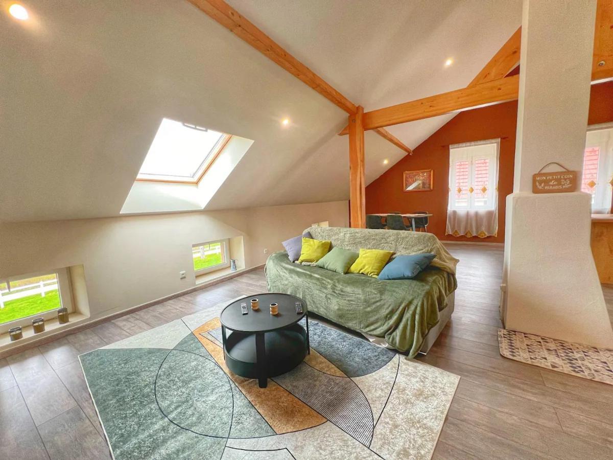 Loft Spacieux En Pleine Foret Bining 外观 照片
