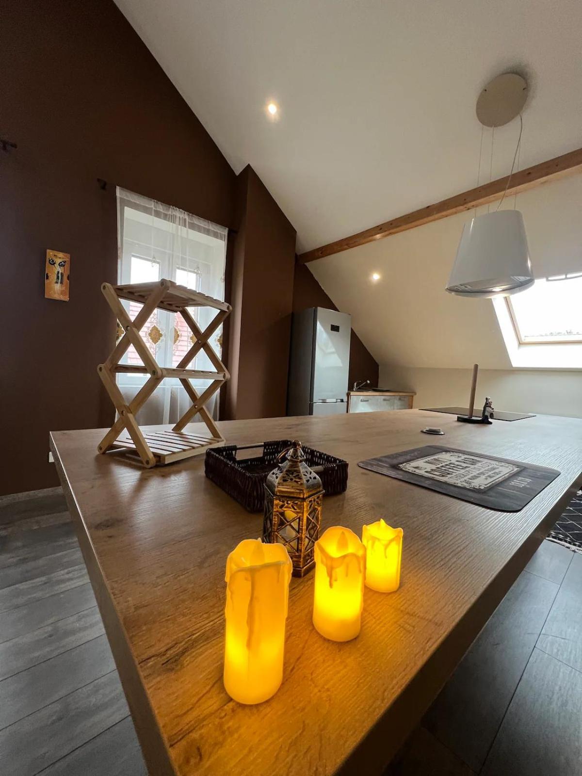 Loft Spacieux En Pleine Foret Bining 外观 照片