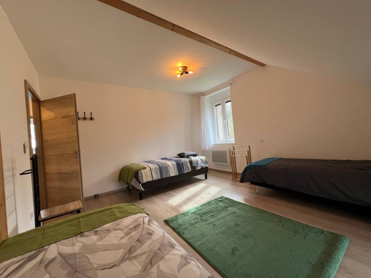 Loft Spacieux En Pleine Foret Bining 外观 照片