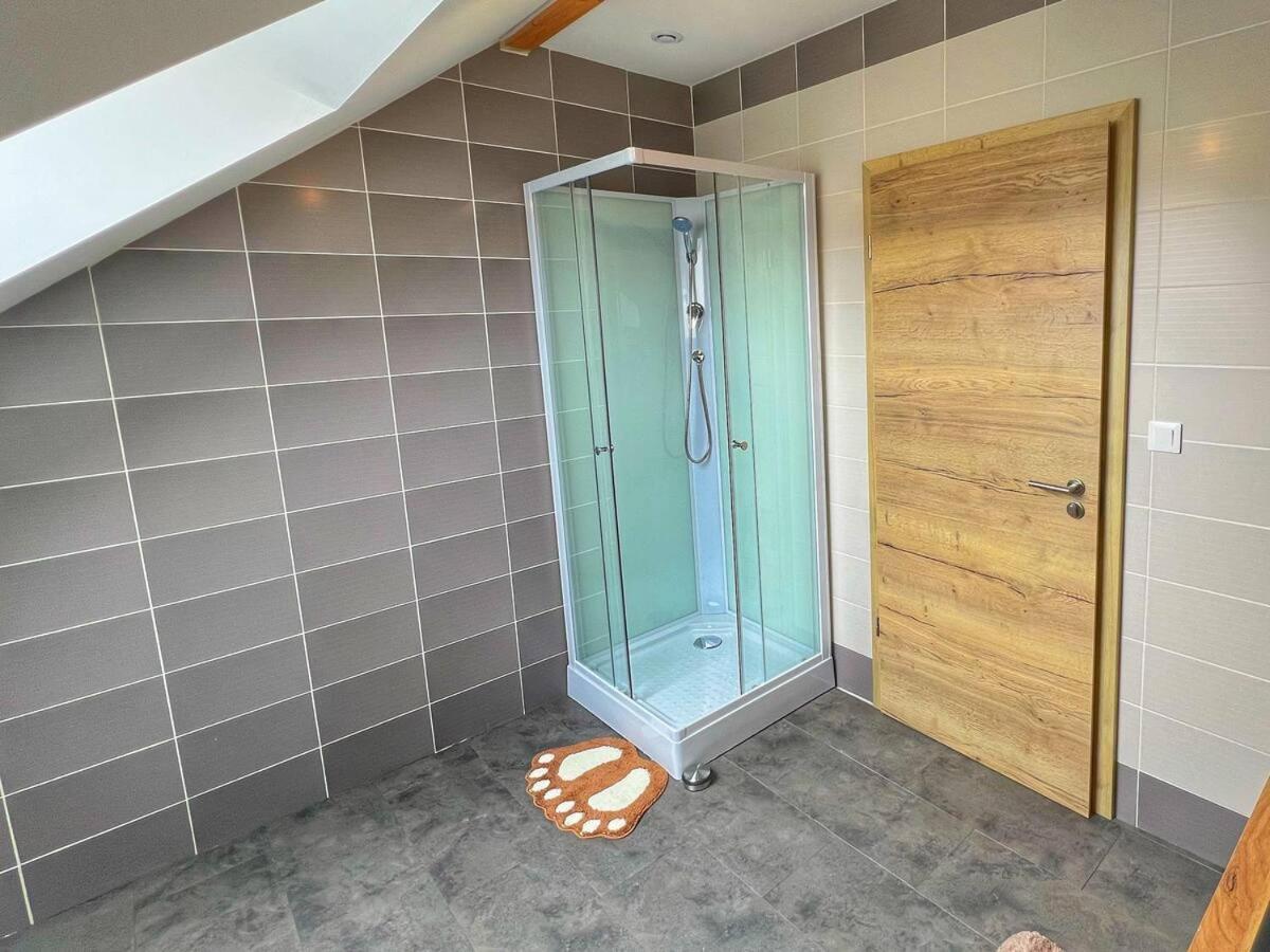 Loft Spacieux En Pleine Foret Bining 外观 照片
